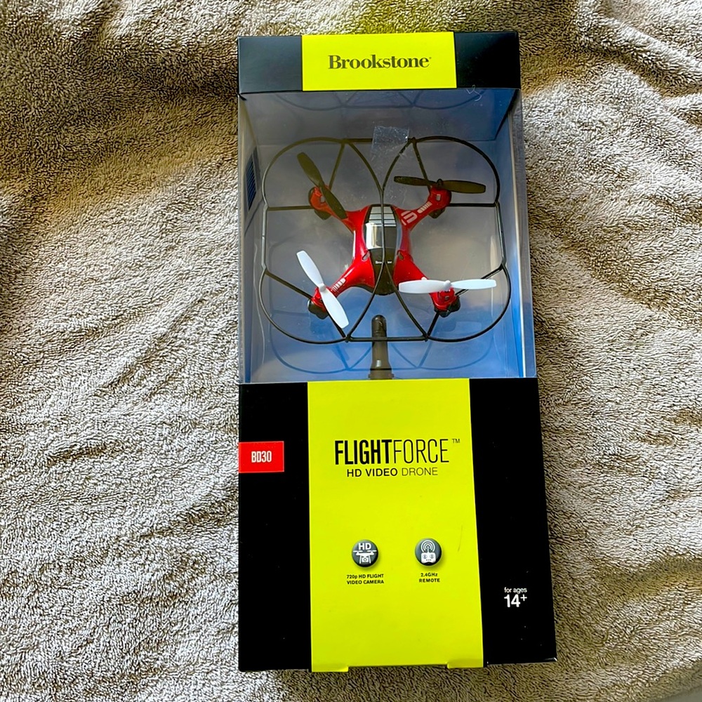 Brand new - Flight force, HD video Drone by Brookstone